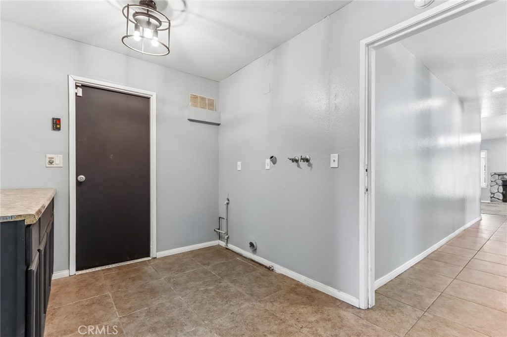 15655 Cheyenne Property Photo 7