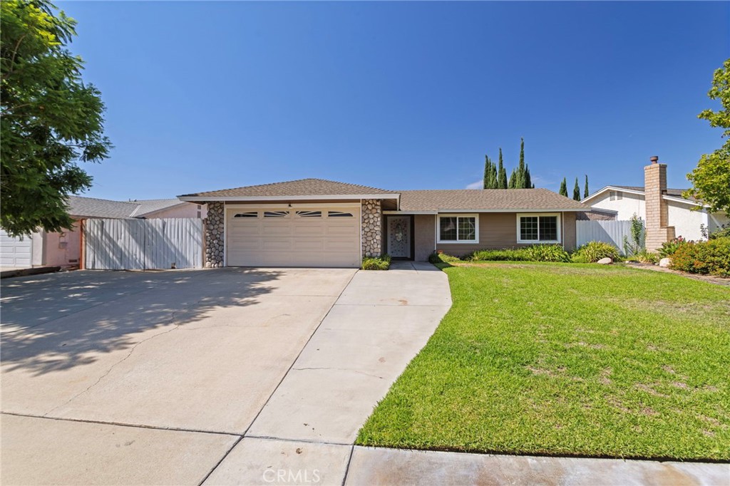 9257 Devon Property Photo 1