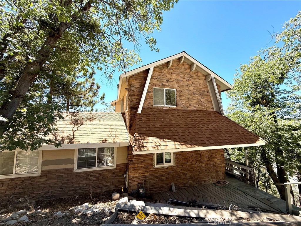 2190 Tank Road Property Photo 1