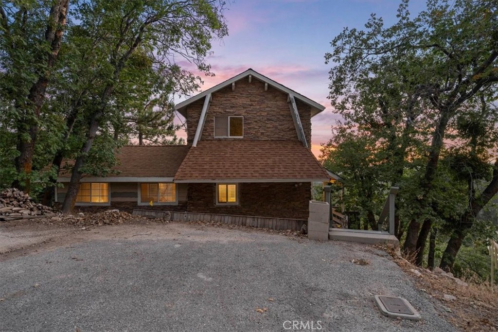 2190 Tank Road Property Photo 1