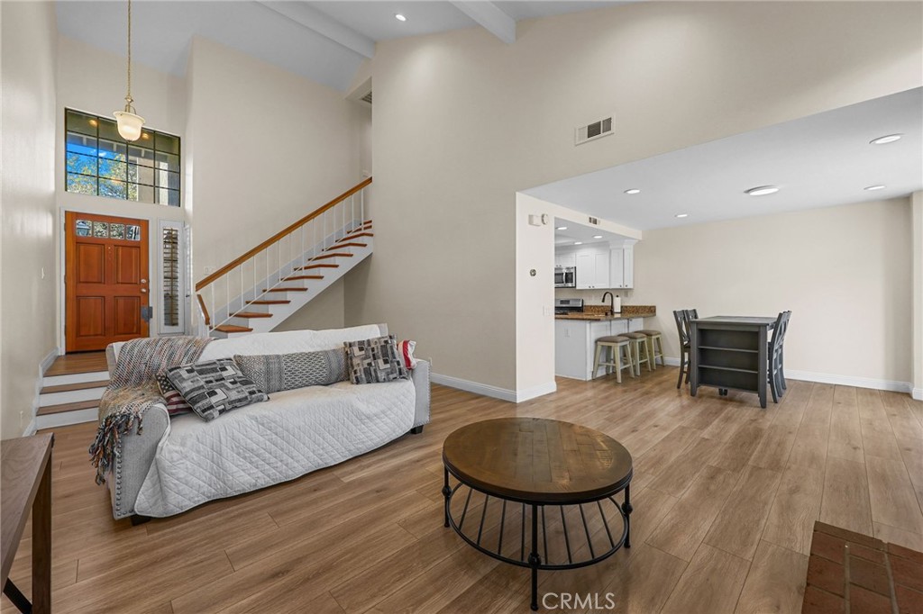 2027 Driftstone Property Photo 5