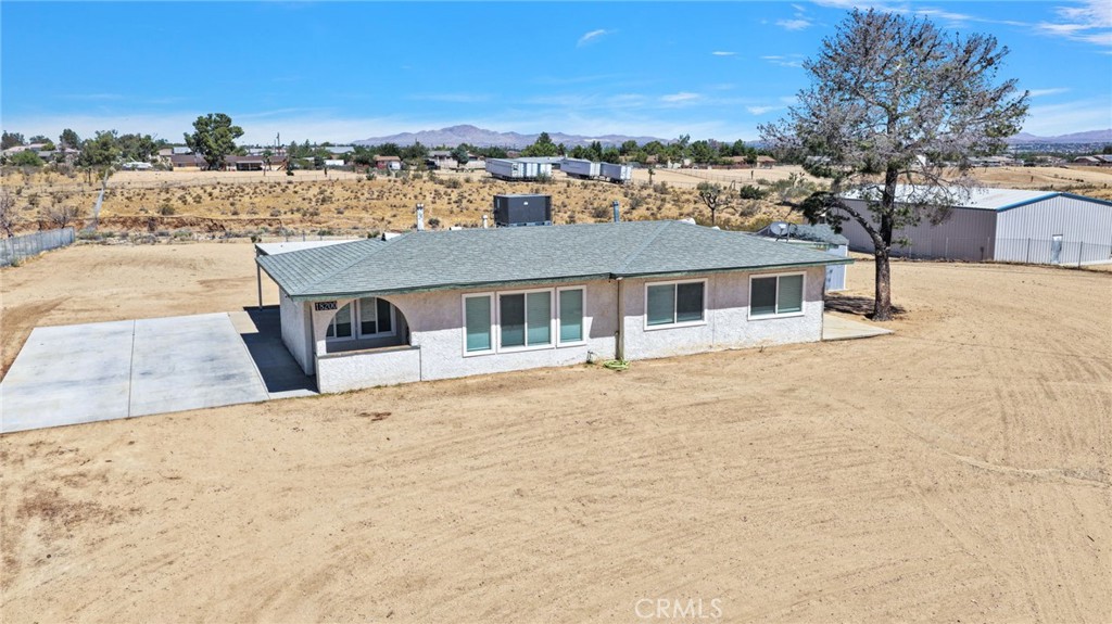 18200 Hercules Property Photo 2