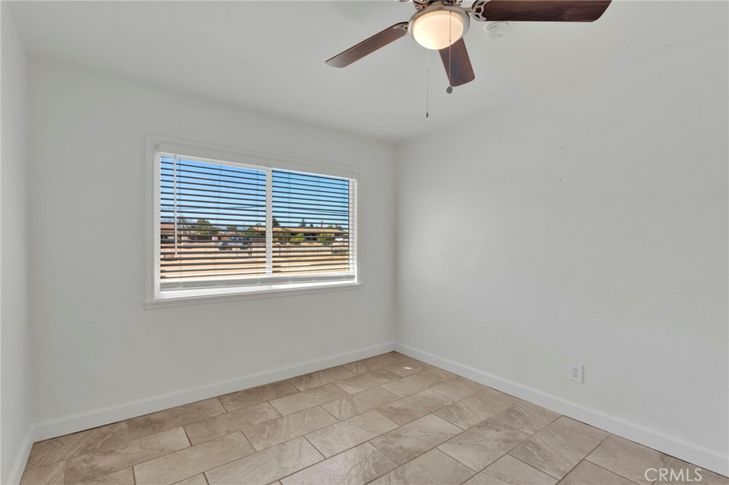 18200 Hercules Property Photo 17