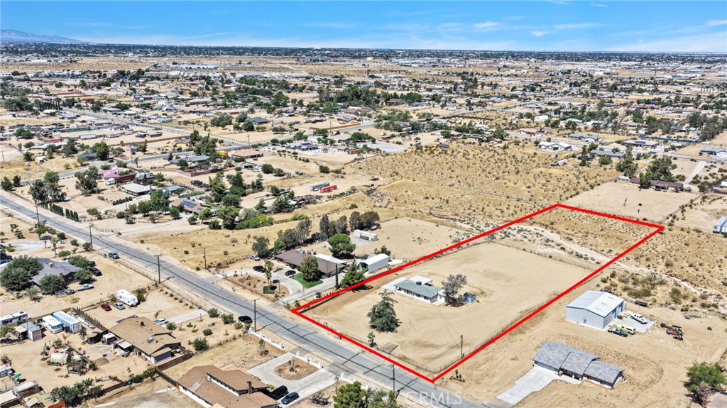 18200 Hercules Property Photo 34