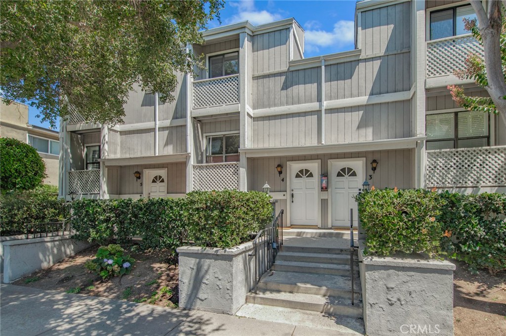 965 E Del Mar Boulevard 4 Property Photo 4