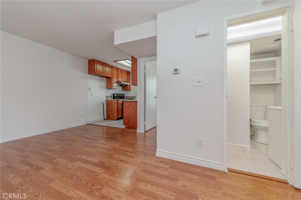 965 E Del Mar Boulevard 4 Property Photo 7