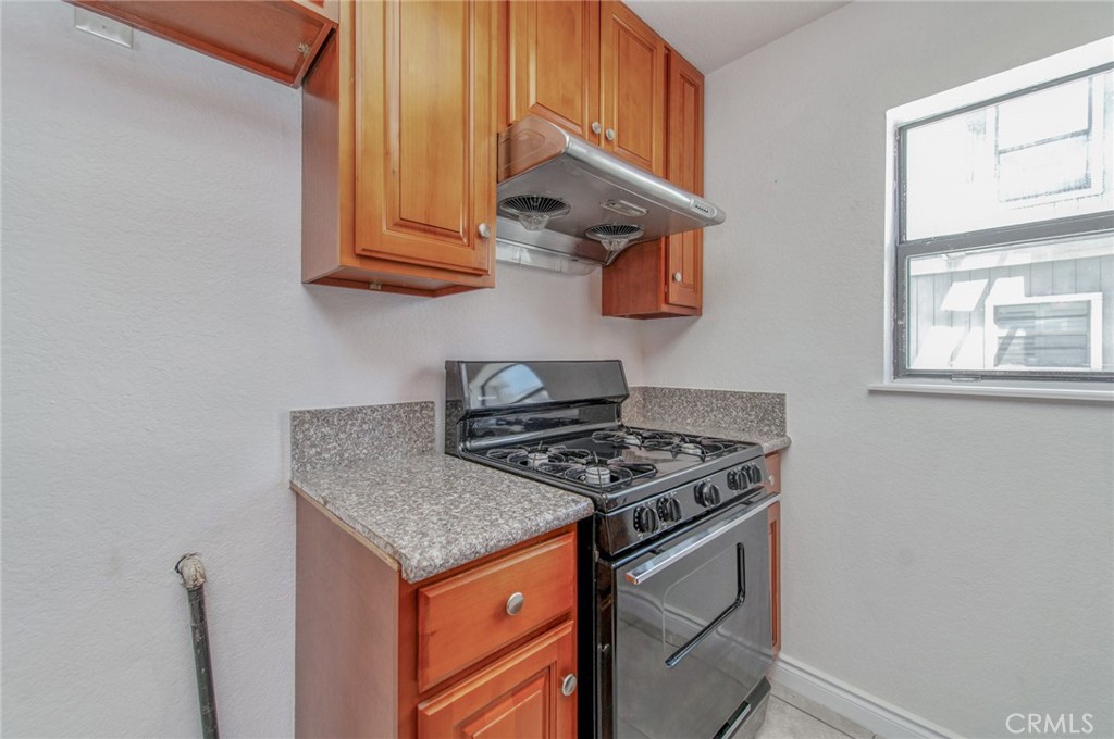 965 E Del Mar Boulevard 4 Property Photo 15