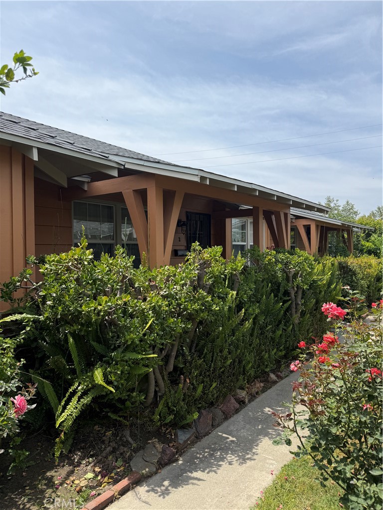 6030 Coldwater Canyon Property Photo 4