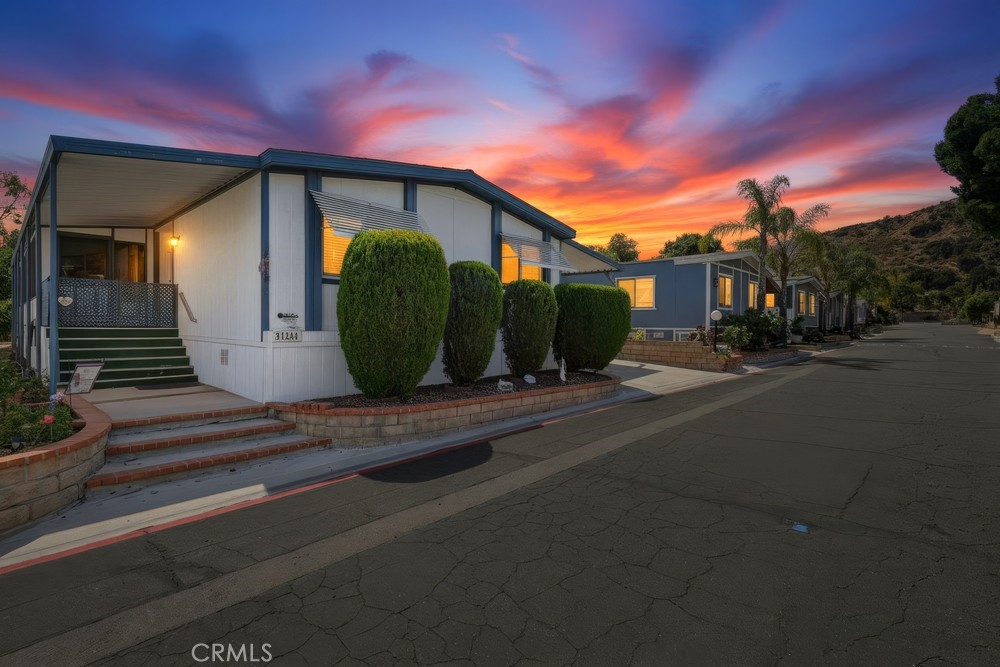 31244 Lakehills Road Property Photo 1