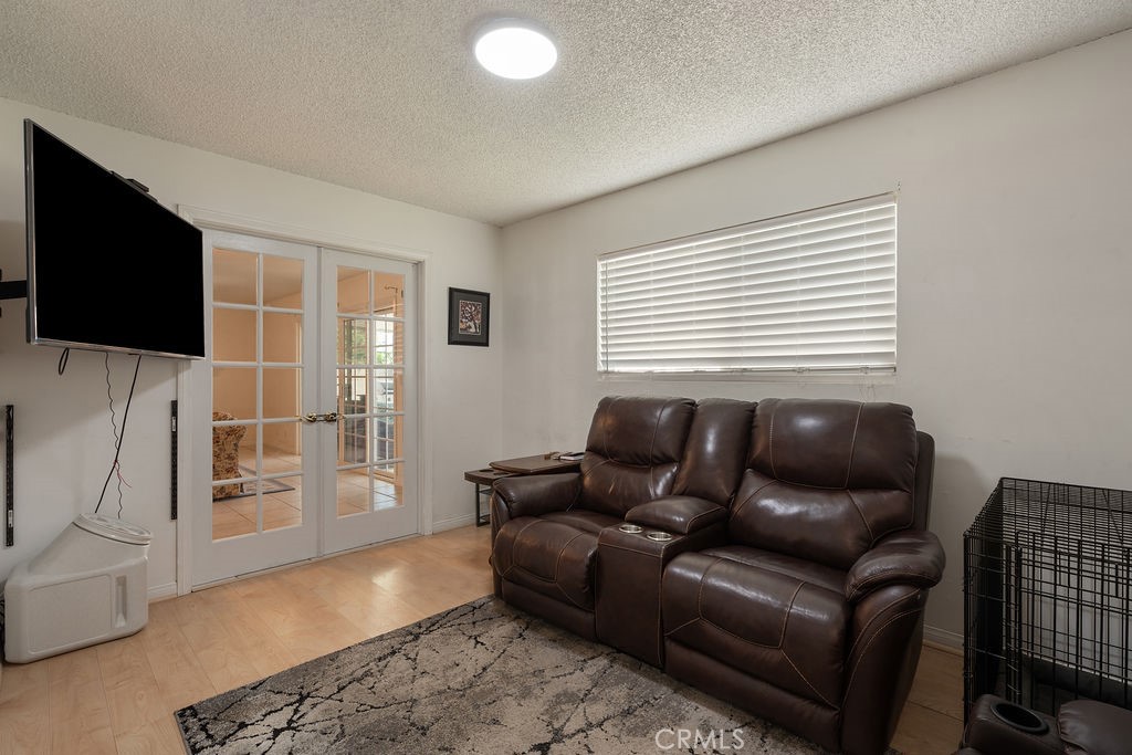8671 La Vine Property Photo 13