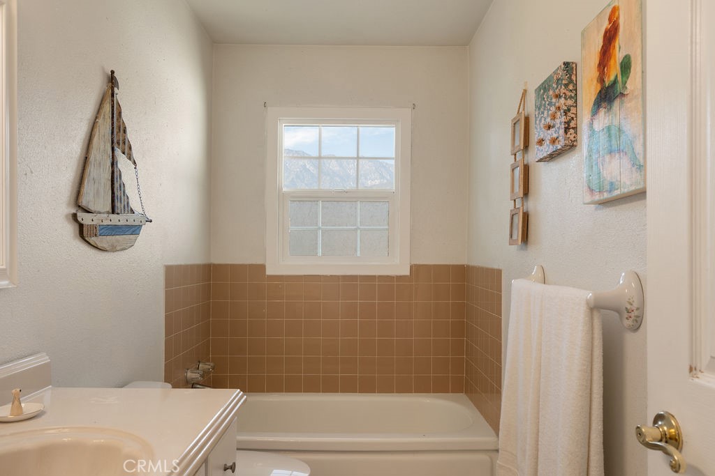 8671 La Vine Property Photo 14