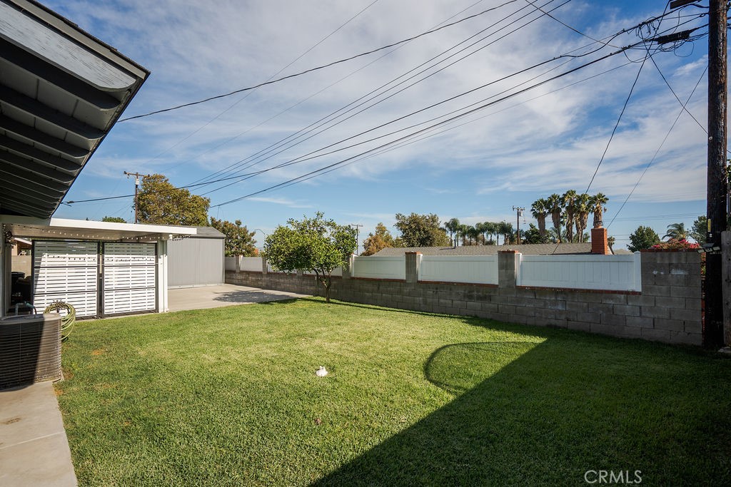 8671 La Vine Property Photo 20