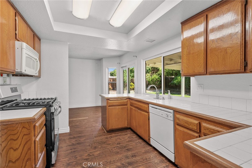 7553 Niagara Property Photo 13