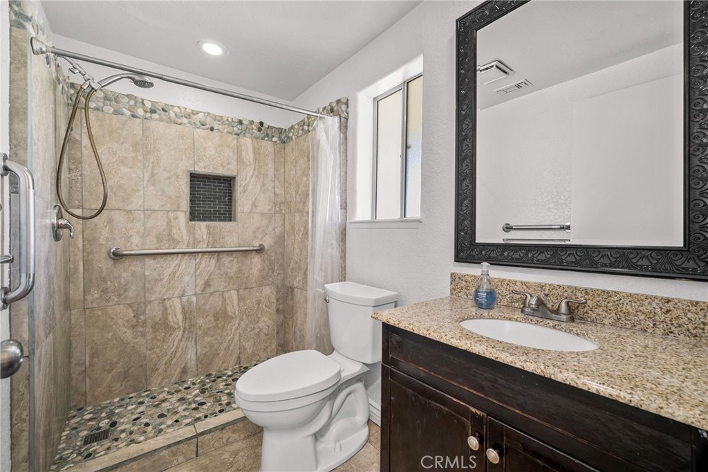 7553 Niagara Property Photo 17