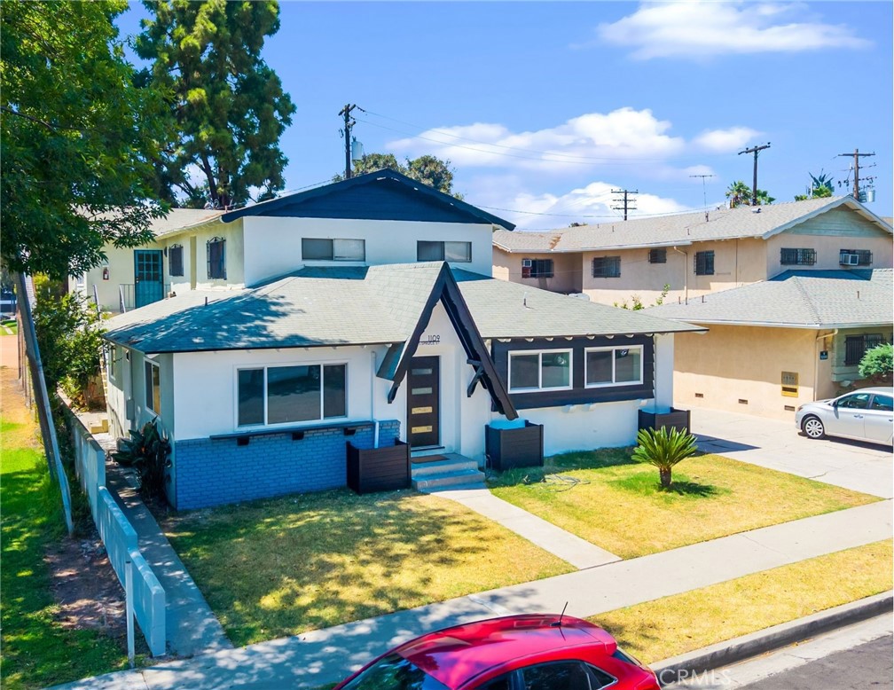 1109 S Spruce Street Property Photo 1