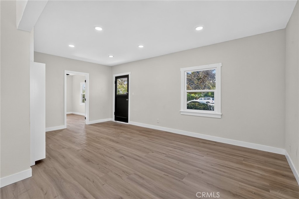 24232 4th Street Property Photo 2