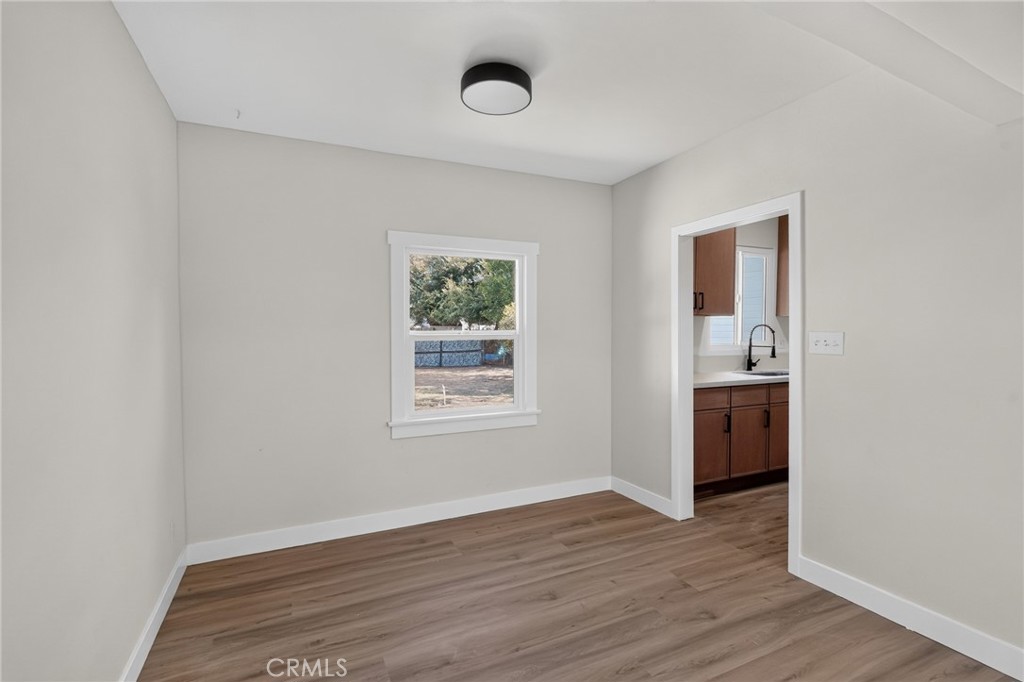 24232 4th Street Property Photo 3