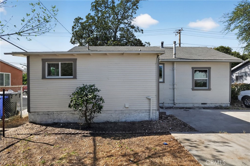 24232 4th Street Property Photo 12