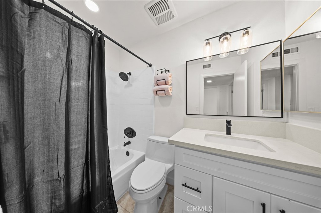 2729 Central Avenue H Property Photo 25