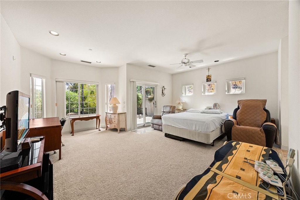 5912 Via Loma Property Photo 8
