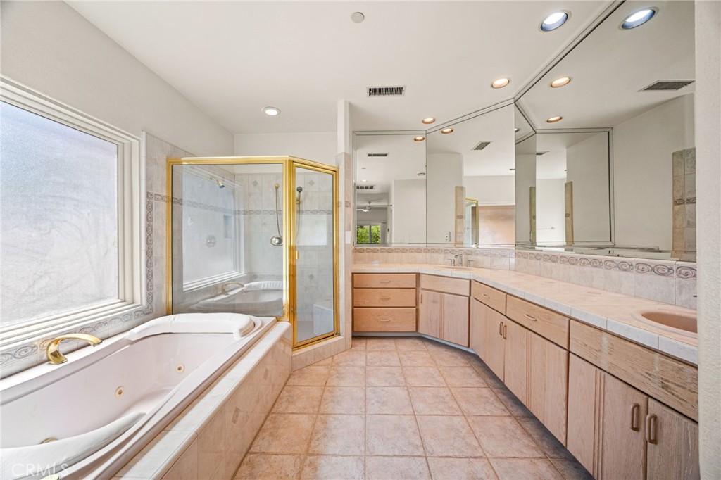 5912 Via Loma Property Photo 9