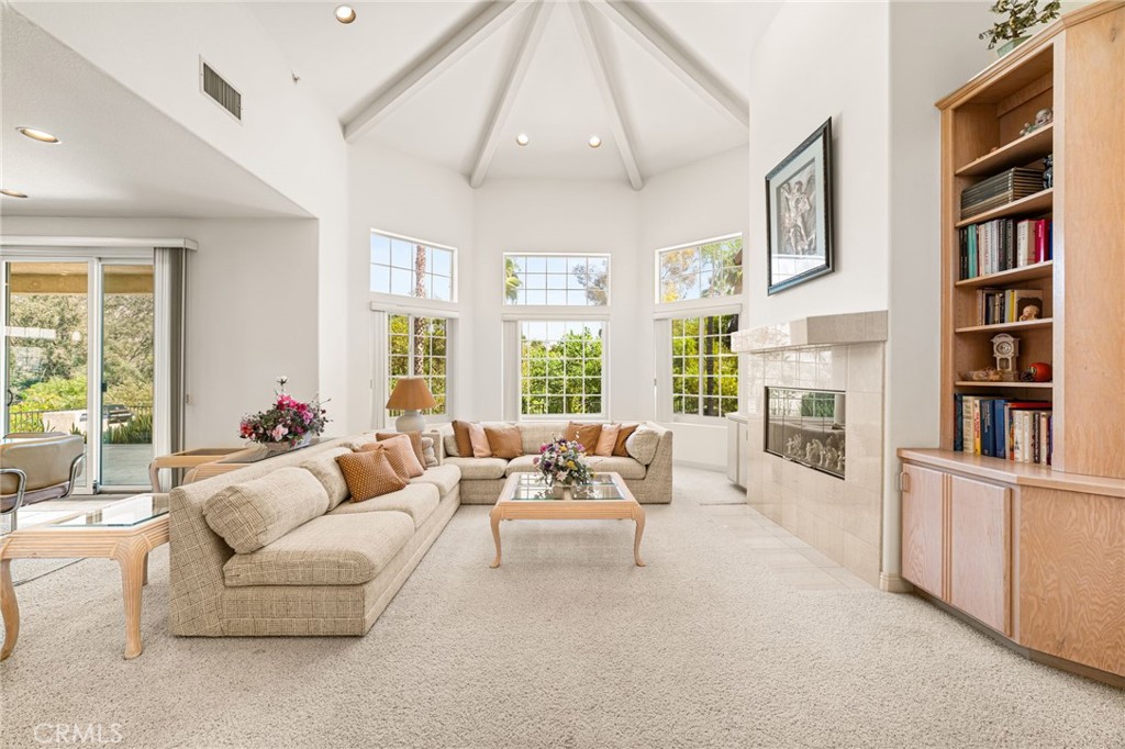 5912 Via Loma Property Photo 11