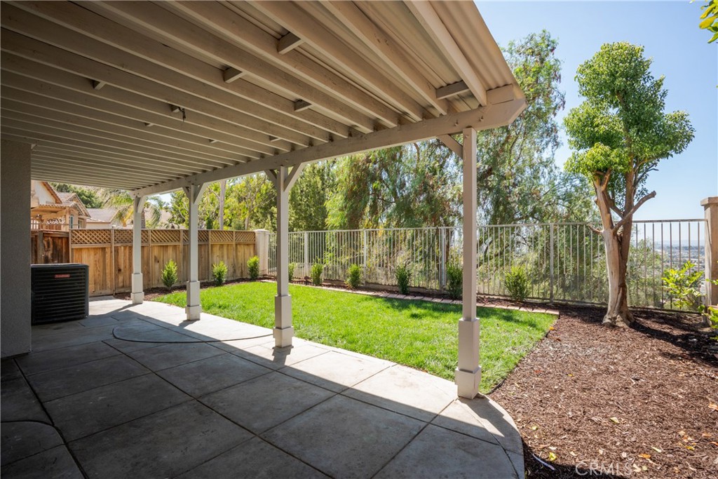 16183 Blue Haven Court Property Photo 23