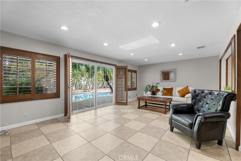 438 Cabana Property Photo 12