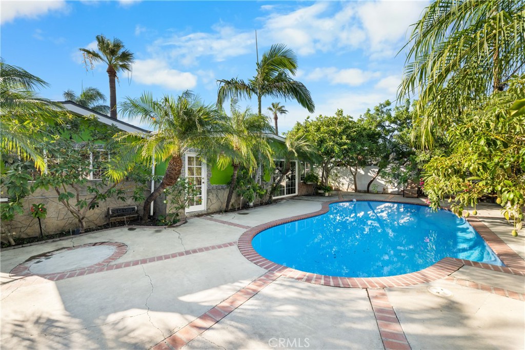 438 Cabana Property Photo 25