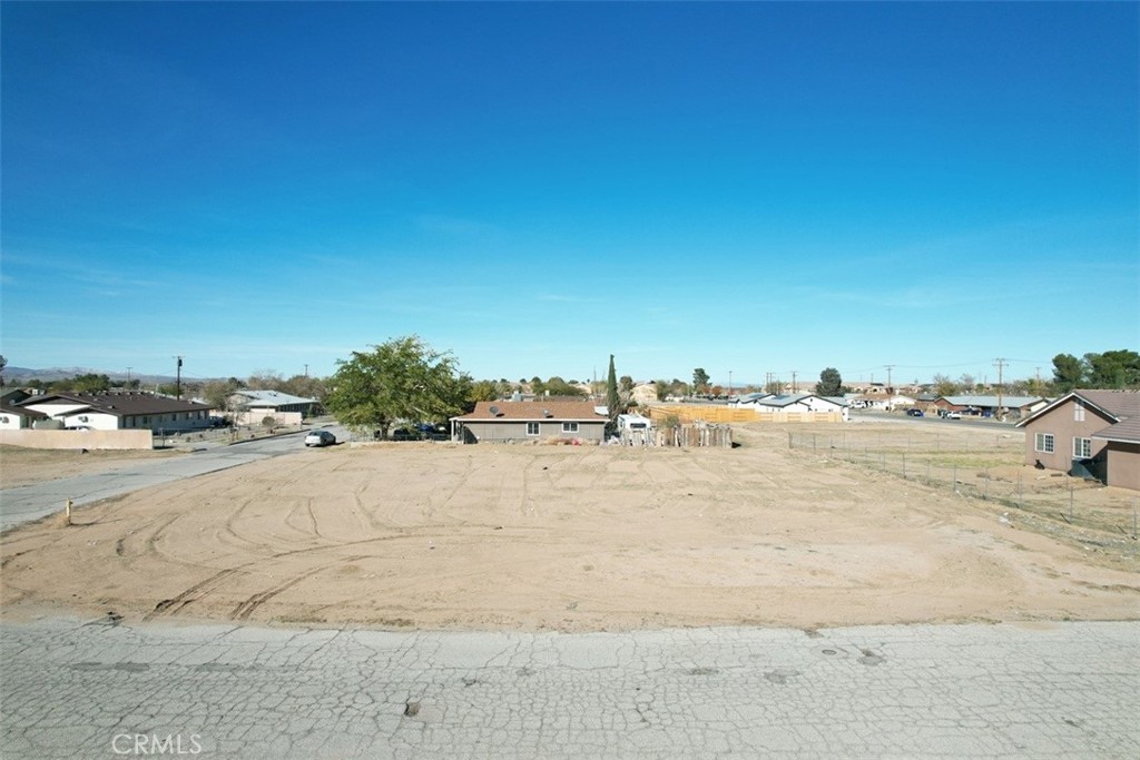 2 Hardy Property Photo 2