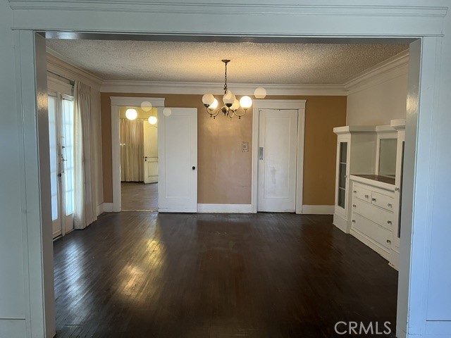 1763 W 42nd Property Photo 6