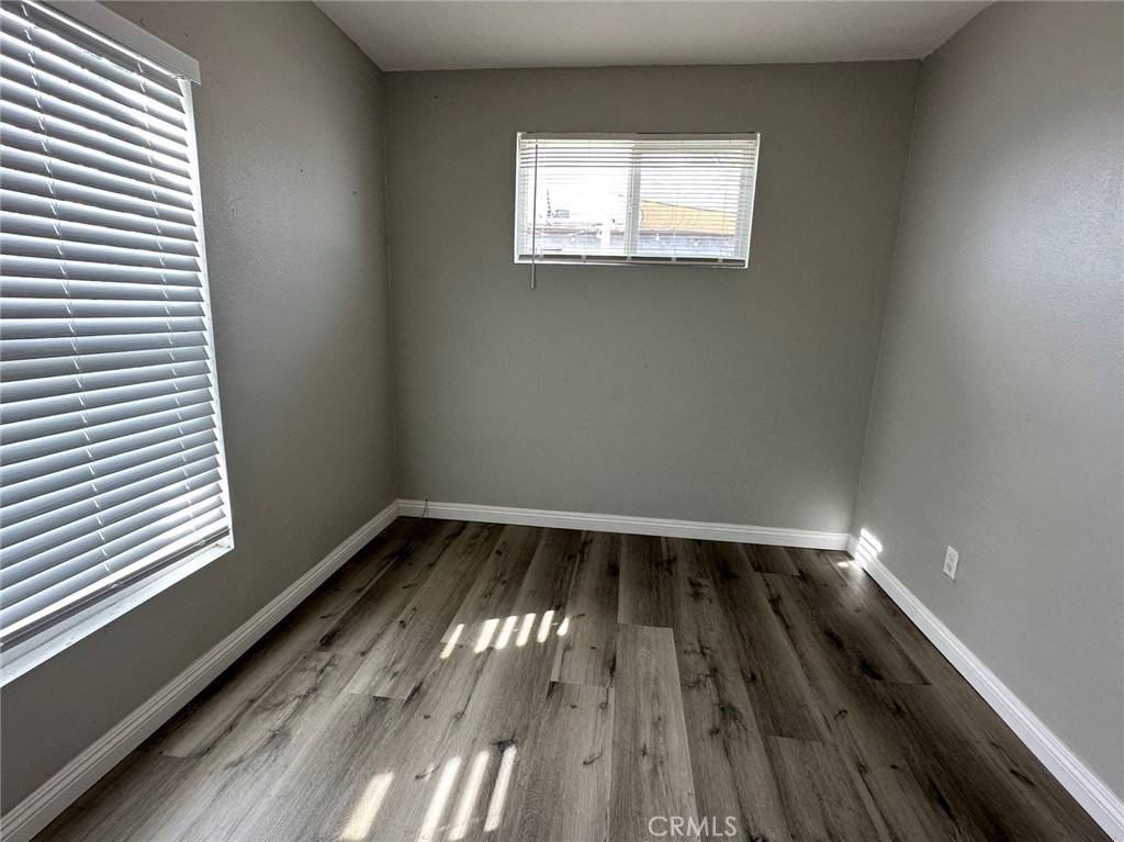 939 E D Street Property Photo 4