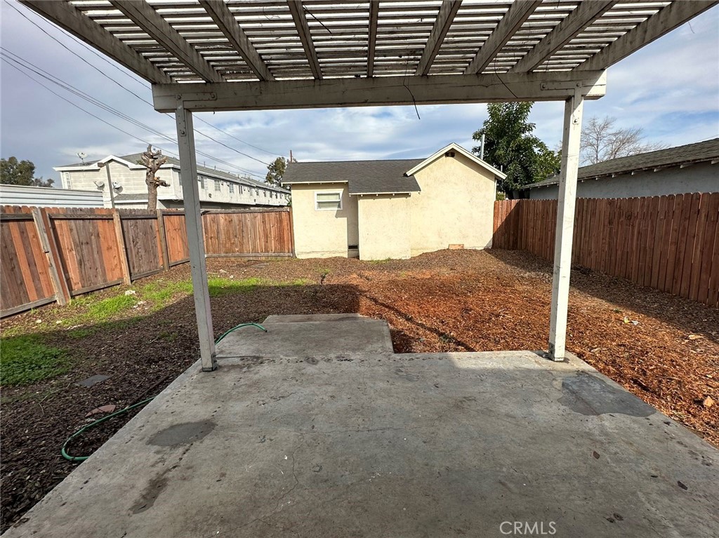 939 E D Street Property Photo 10