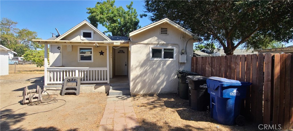 939 E D Street Property Photo 14