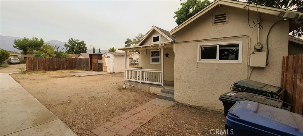 939 E D Street Property Photo 16