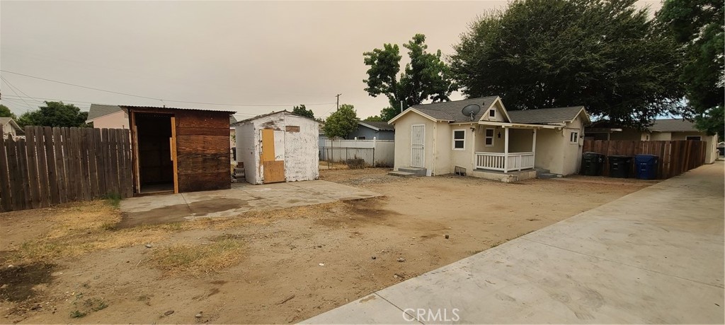 939 E D Street Property Photo 18