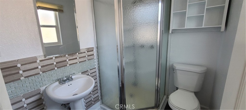 939 E D Street Property Photo 21