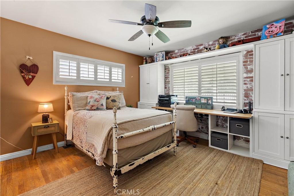 133 E Deodar St. Property Photo 25