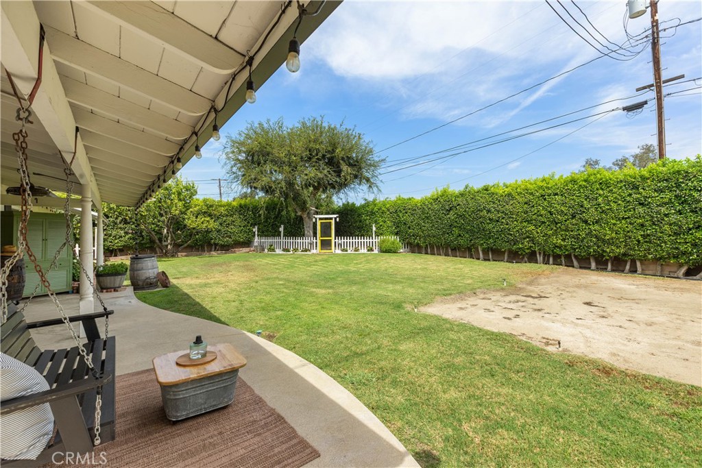133 E Deodar St. Property Photo 33
