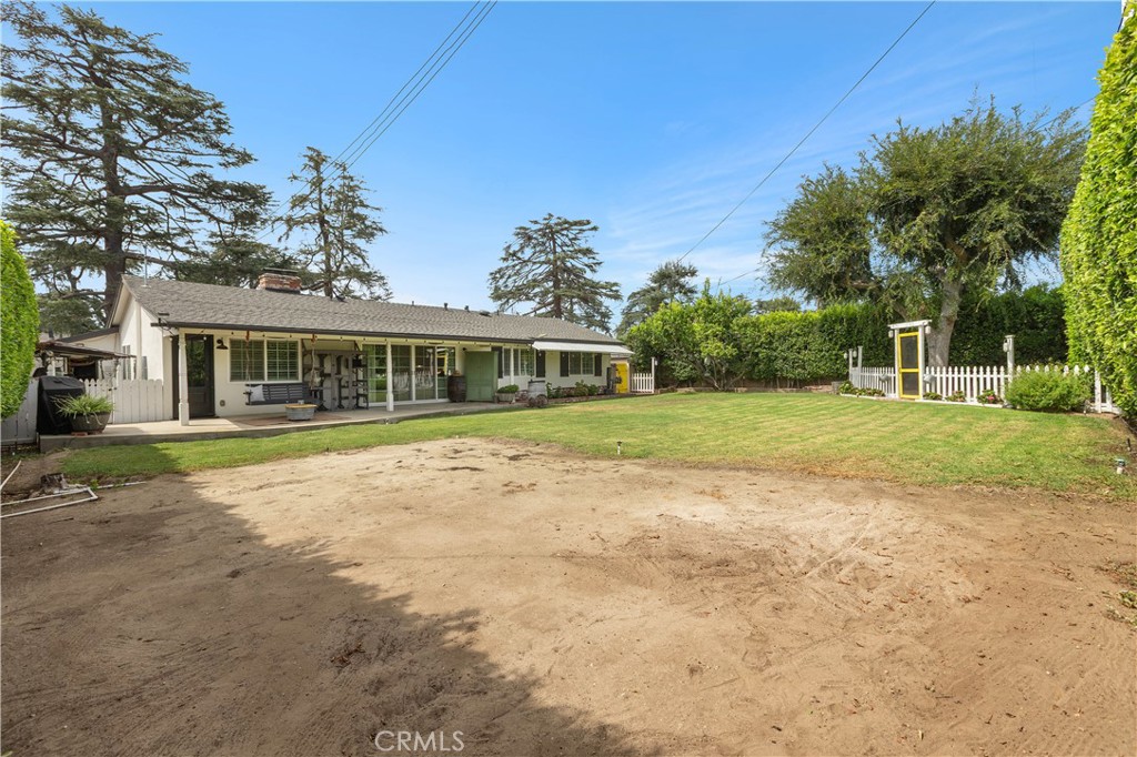 133 E Deodar St. Property Photo 36