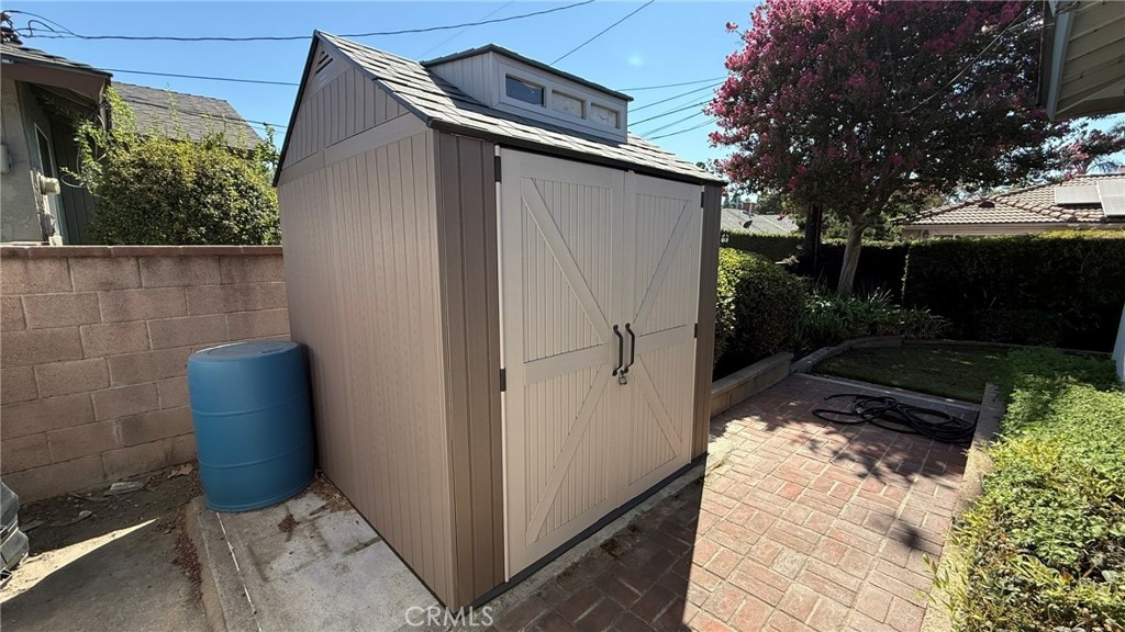 205 N Heathdale Property Photo 45