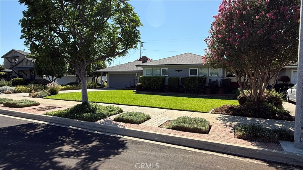205 N Heathdale Property Photo 49