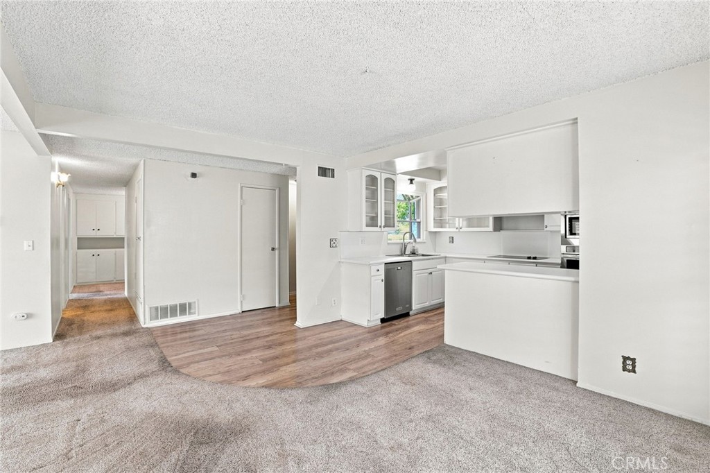 1008 N Merced Property Photo 5