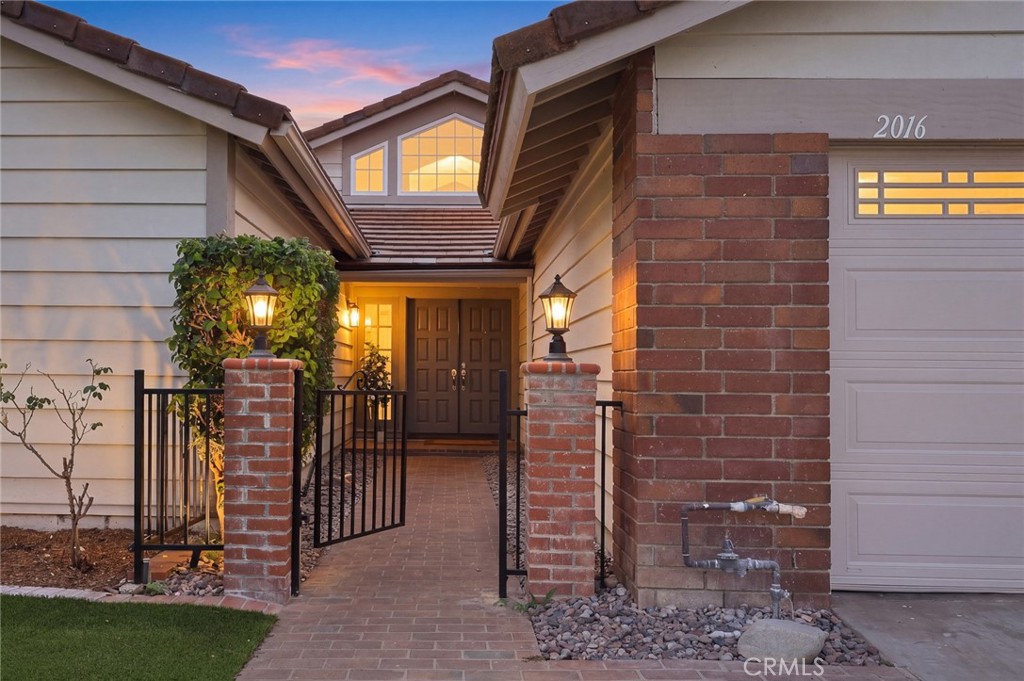 2016 Peaceful Hills Road Property Photo 4