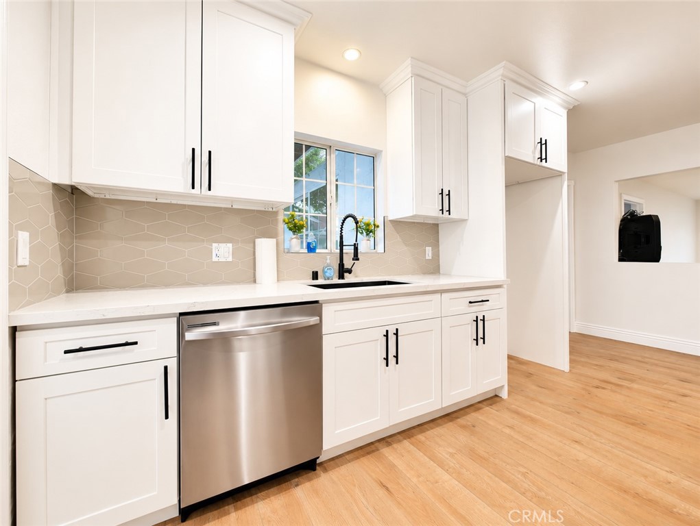 554 W Verness Street Property Photo 13