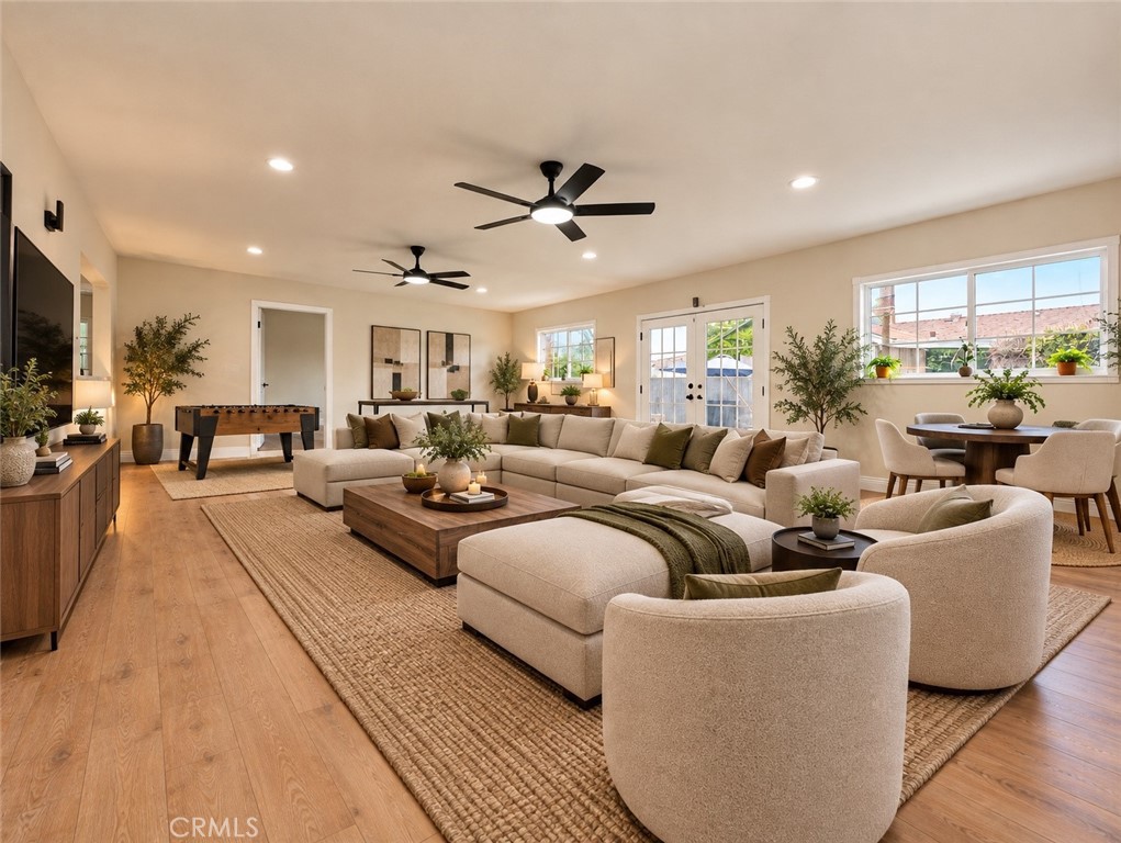 554 W Verness Street Property Photo 18