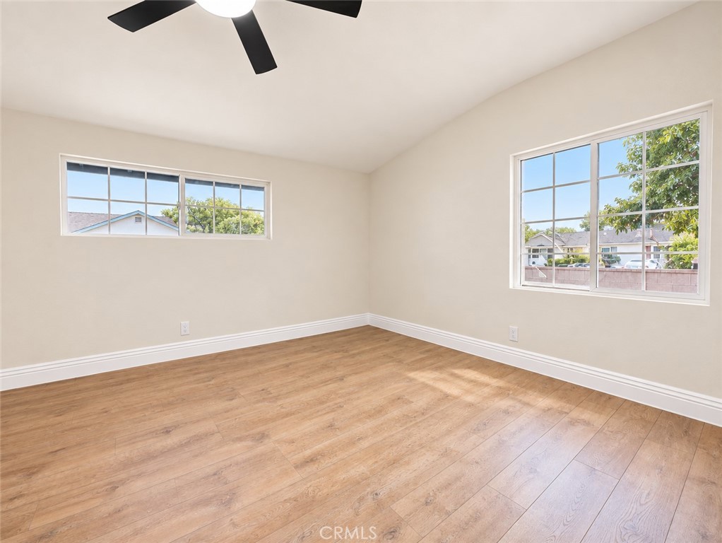554 W Verness Street Property Photo 27