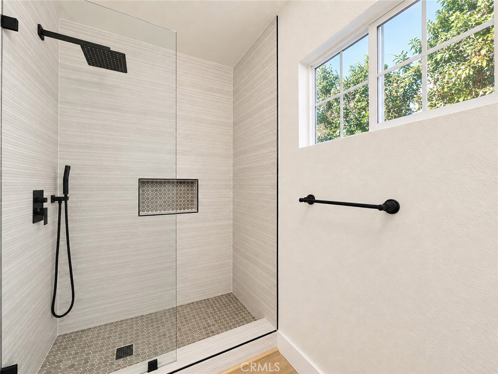 554 W Verness Street Property Photo 29