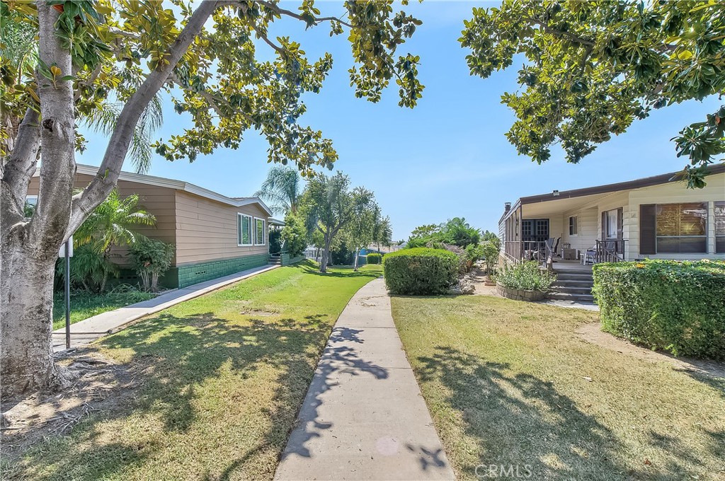 929 E Foothill Boulevard 159 Property Photo 45