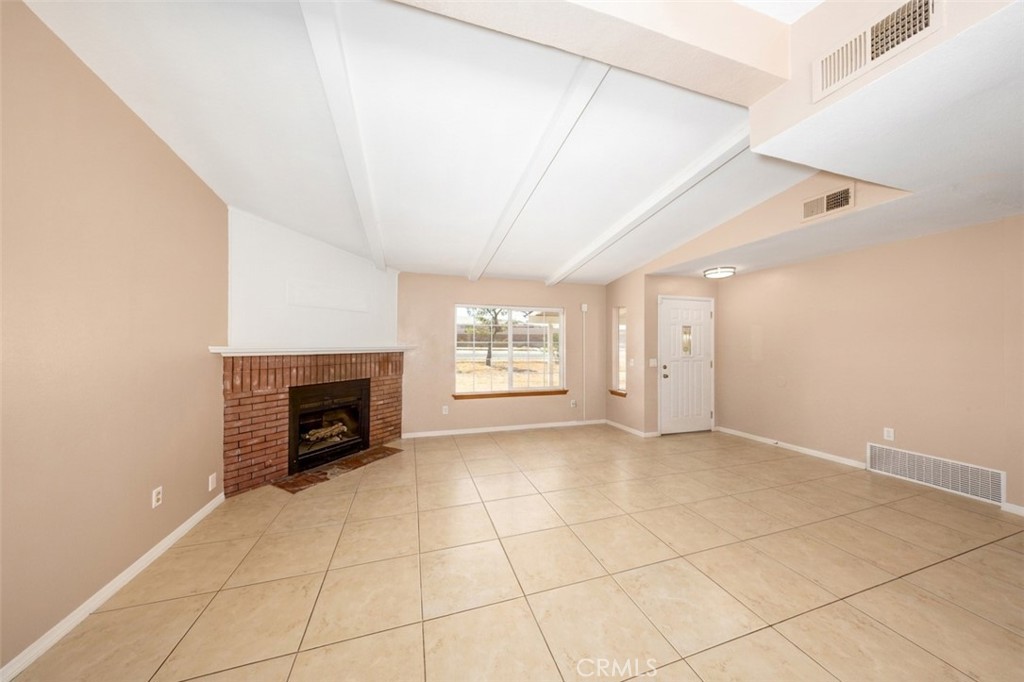 7310 Dayton Property Photo 10
